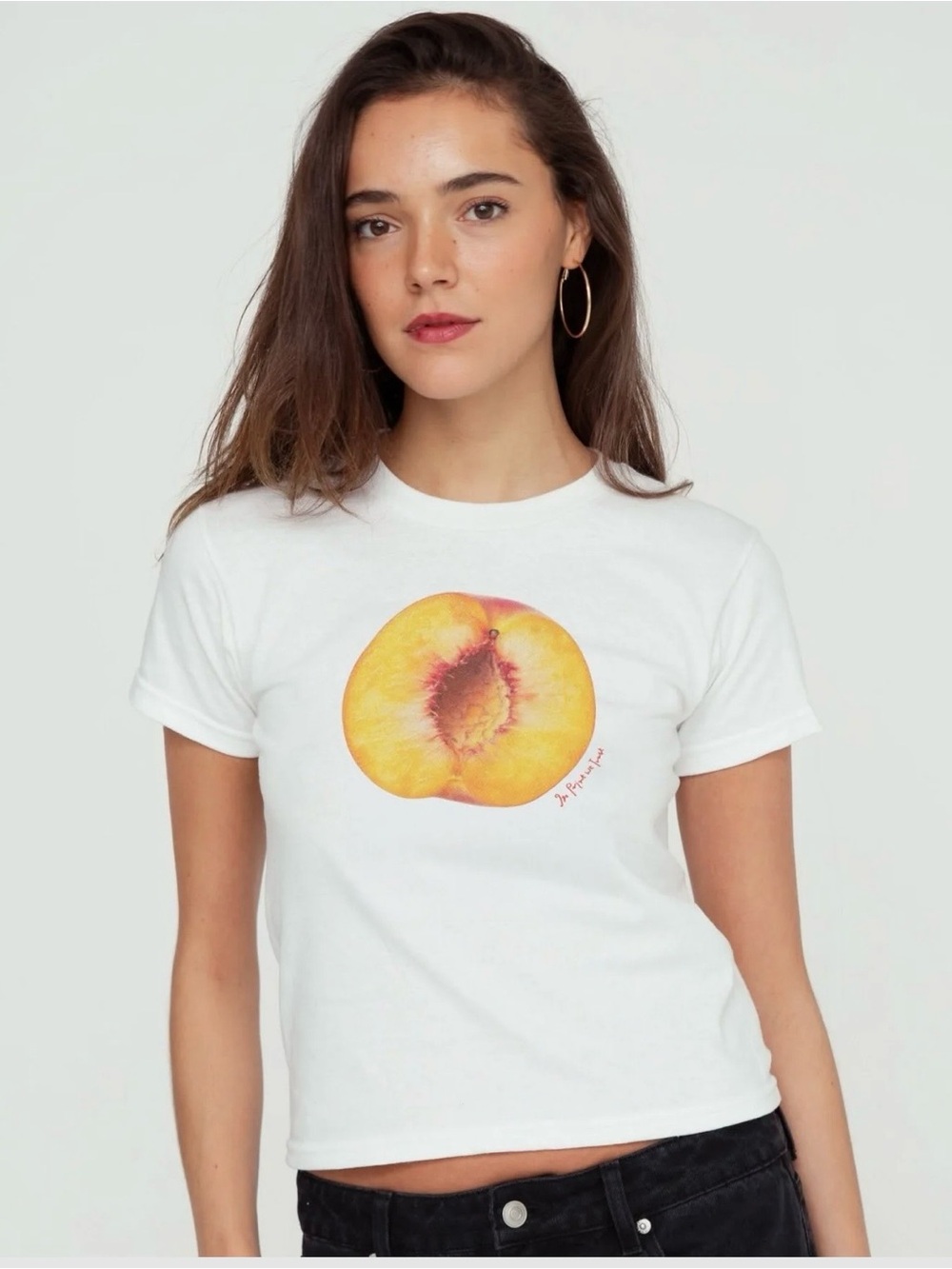 you’re a peach White Graphic Tee